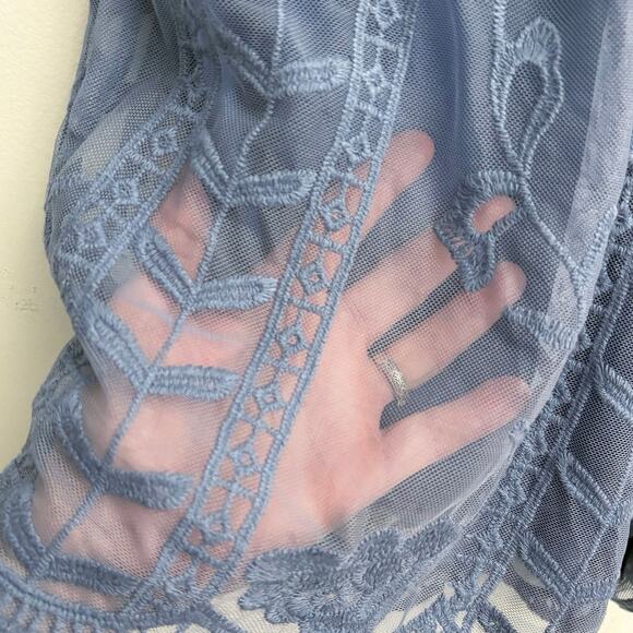 Kori America Dusty Blue Lace Romper V-Neck Flutter Sleeve Size M NWT Feminine - Picture 4 of 9